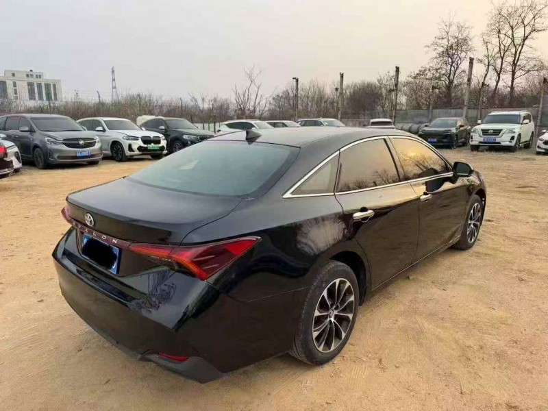 东营24年丰田亚洲龙9