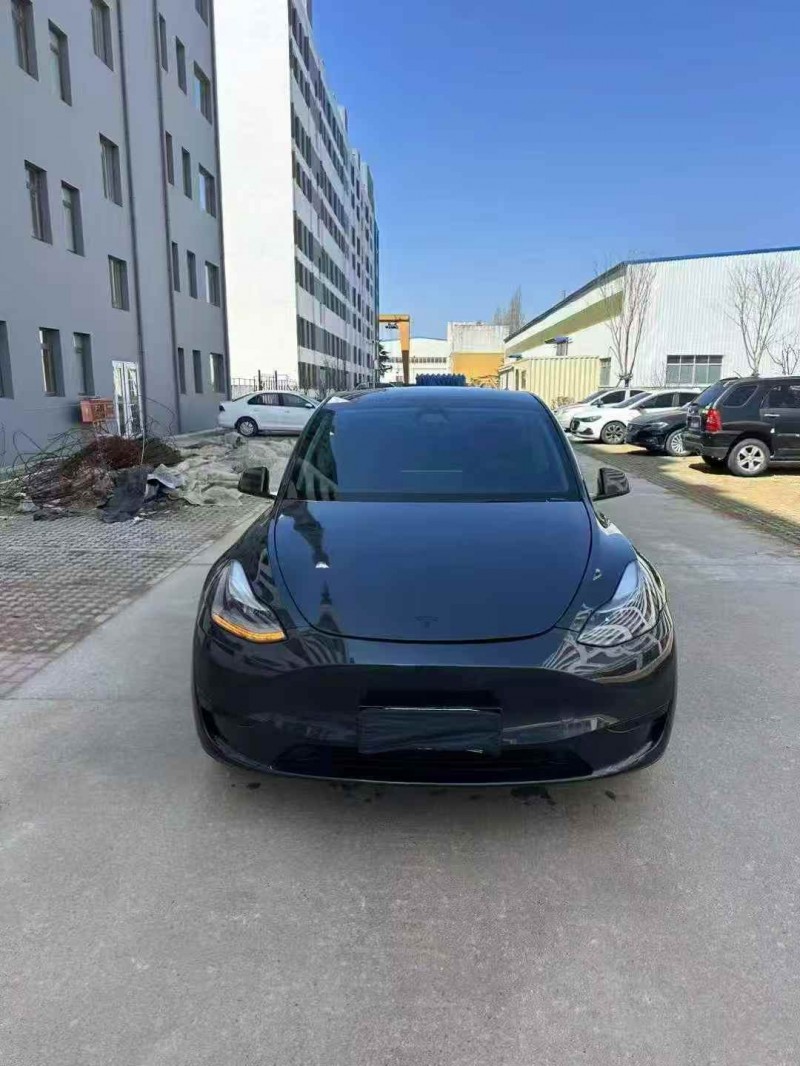 济宁24年特斯拉MODEL Y1