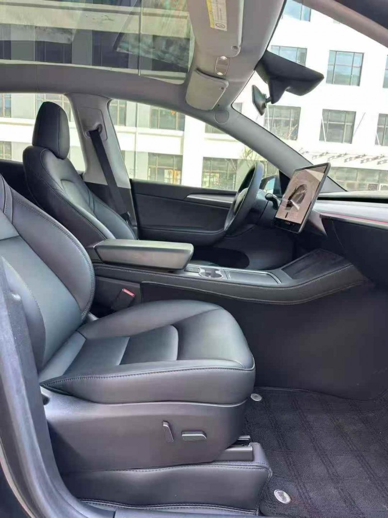 济宁24年特斯拉MODEL Y5