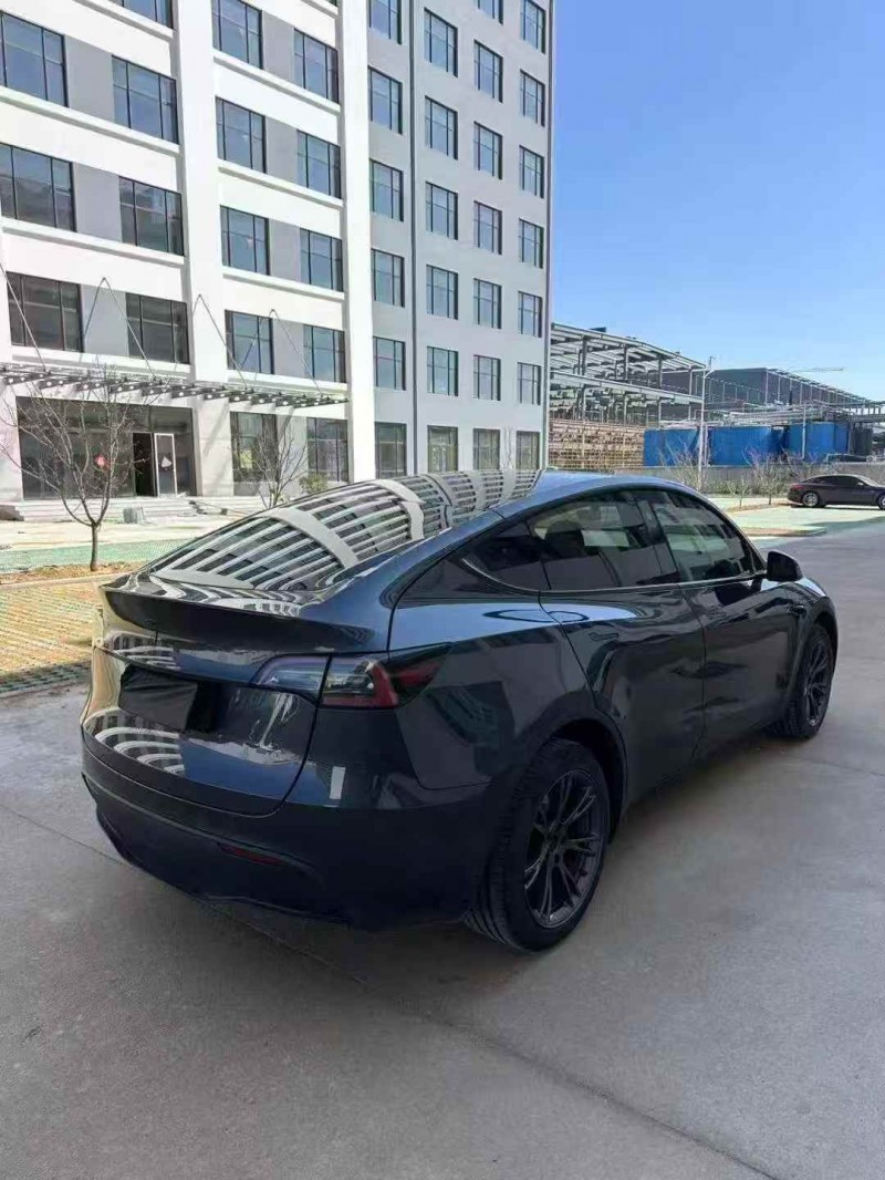 济宁24年特斯拉MODEL Y9