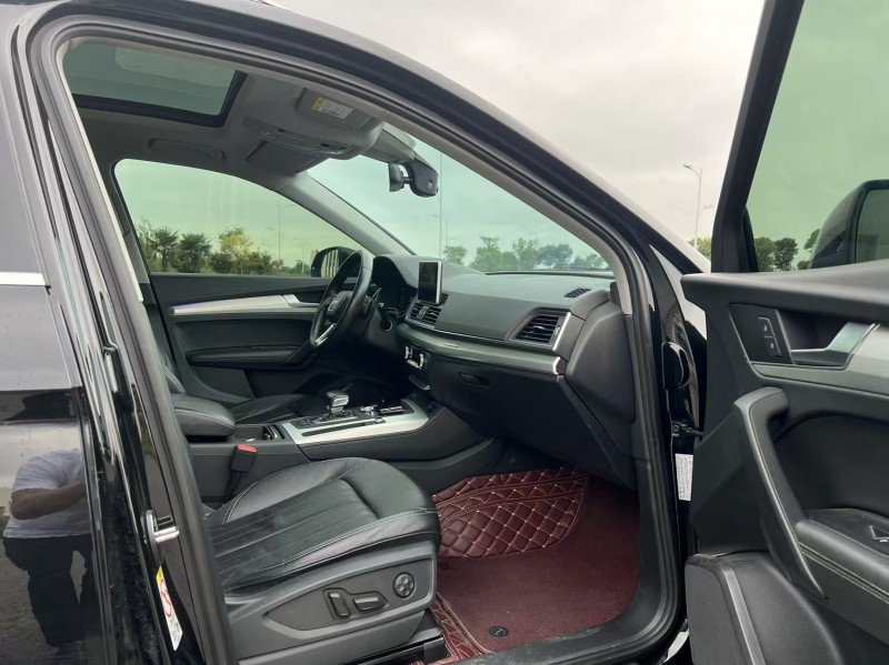 盐城20年奥迪Q56