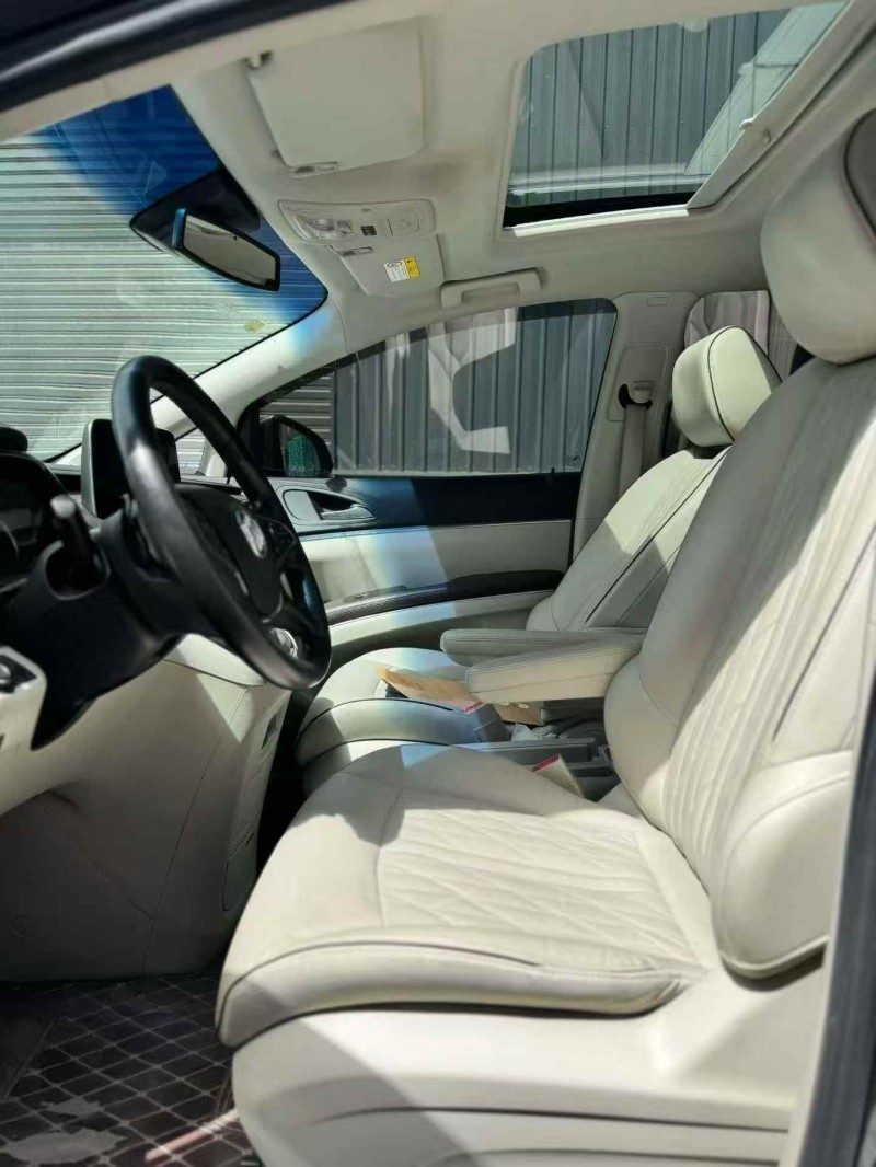 延安22年别克GL86