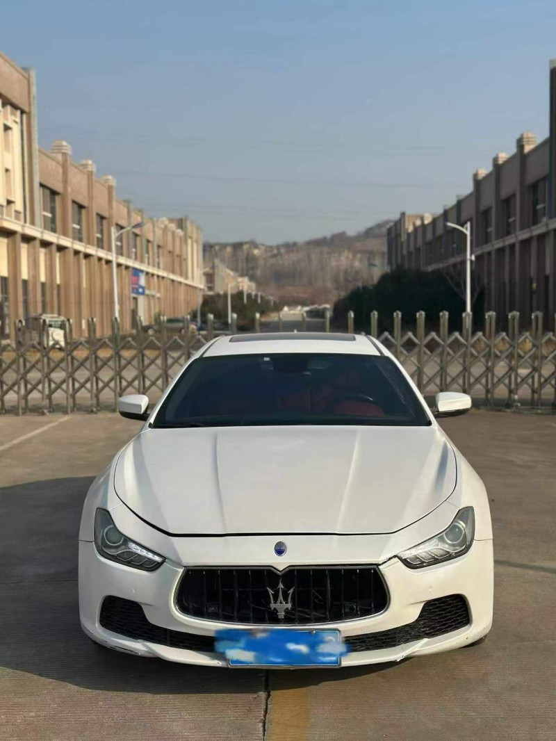 枣庄17年玛莎拉蒂Ghibli1