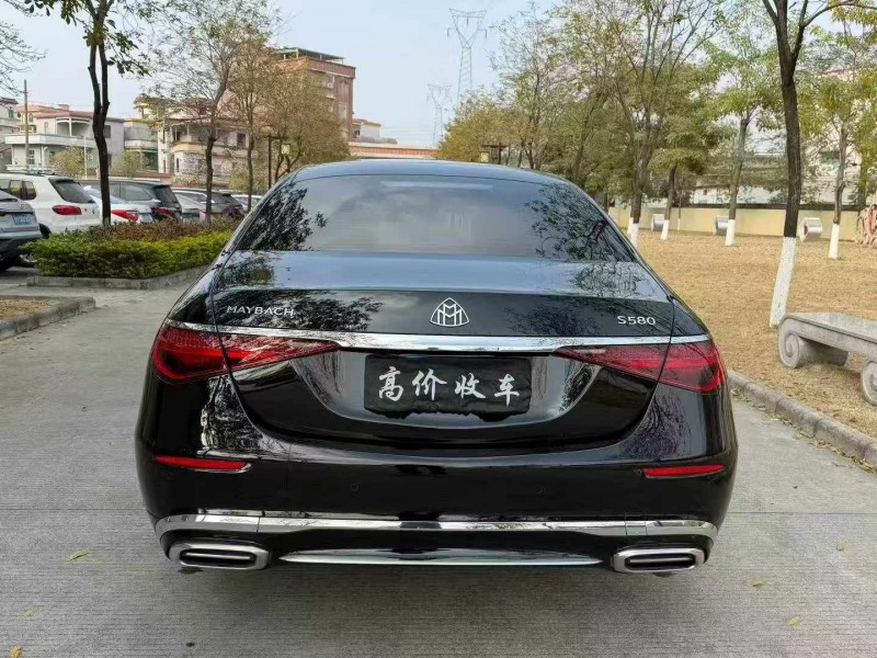 广州25年奔驰迈巴赫S级7