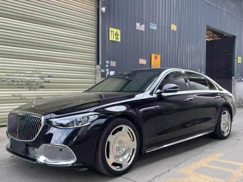 广州23年奔驰迈巴赫S级2