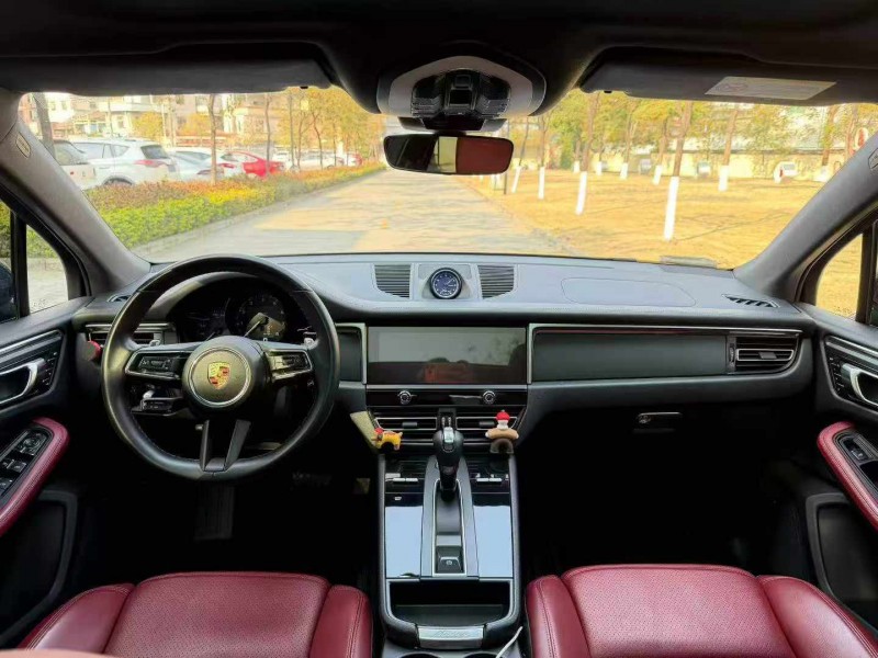 广州22年保时捷Macan4