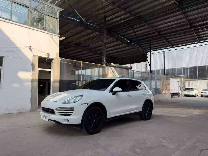 徐州14年保时捷卡宴2