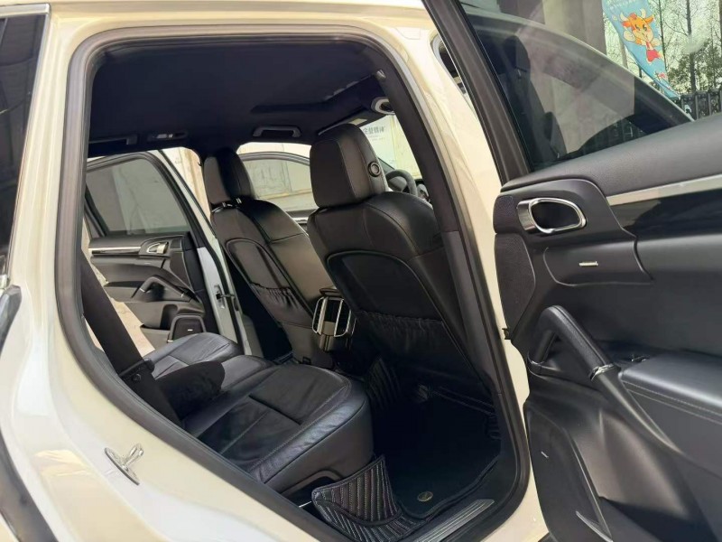 徐州14年保时捷卡宴7