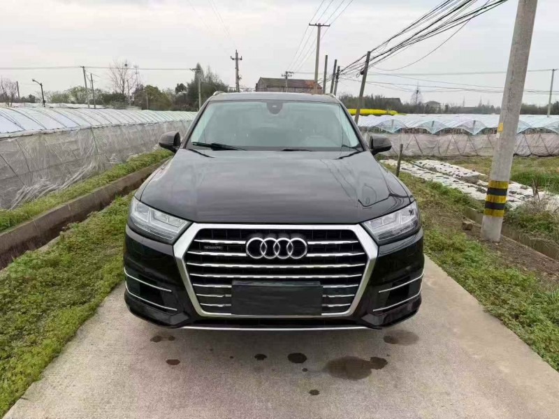 金华19年奥迪Q71