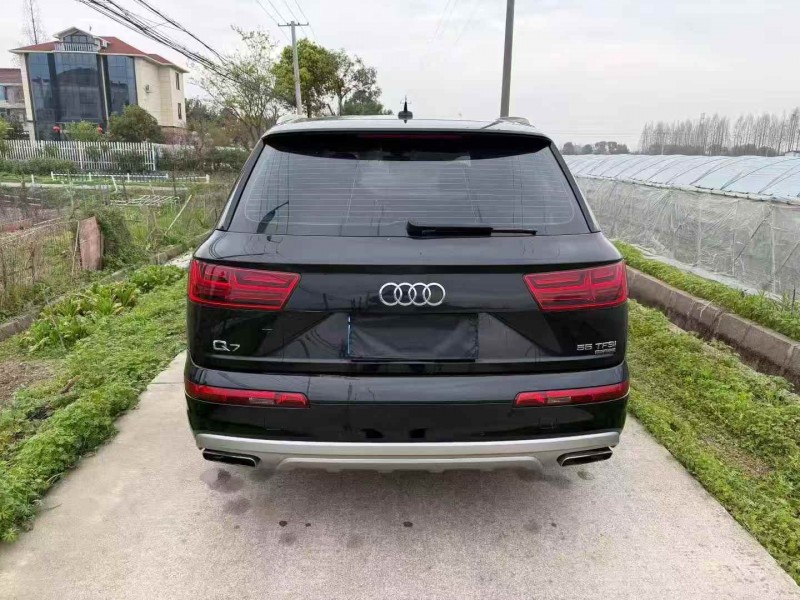 金华19年奥迪Q79