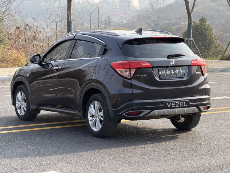 岳阳17年本田缤智8