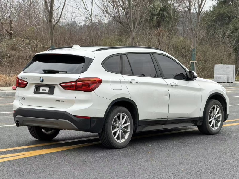 岳阳19年宝马X18