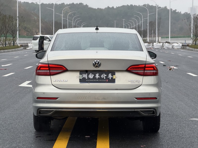 岳阳18年大众朗逸6