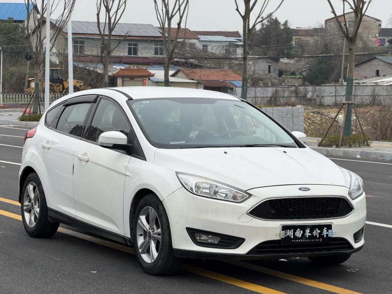 岳阳16年福特福克斯2