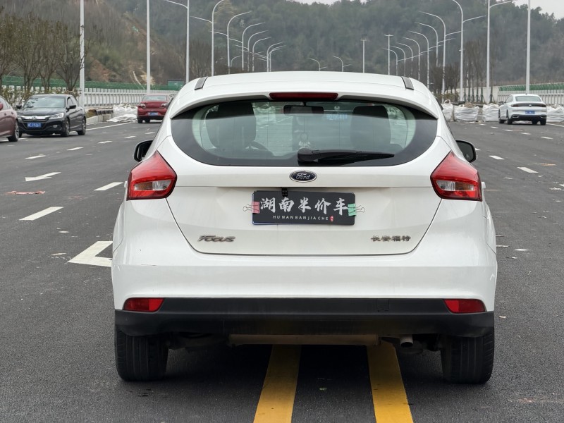 岳阳16年福特福克斯6