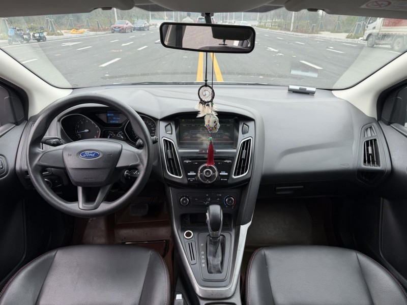 岳阳16年福特福克斯7