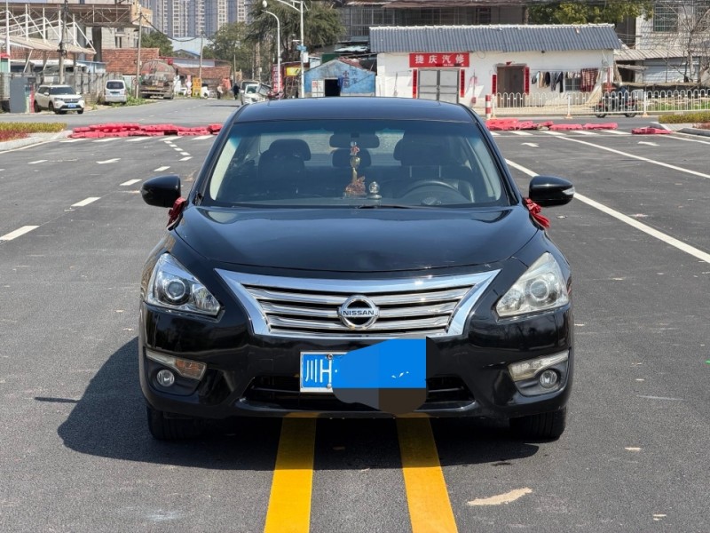 岳阳14年日产天籁1