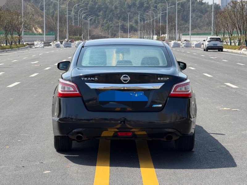 岳阳14年日产天籁5