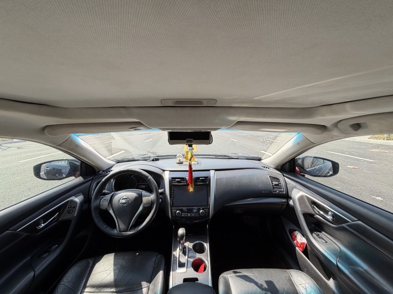 岳阳14年日产天籁8