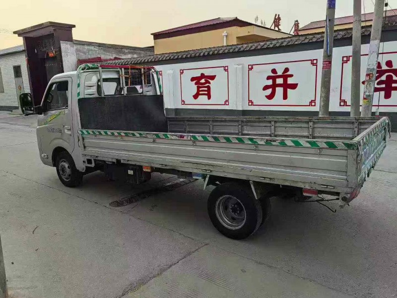 保定24年五菱汽车新卡7