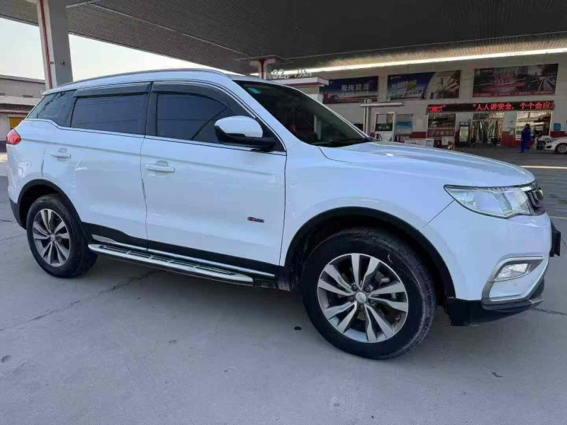 保定17年吉利博越2