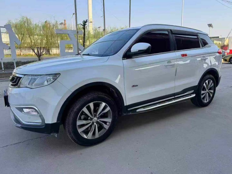 保定17年吉利博越3