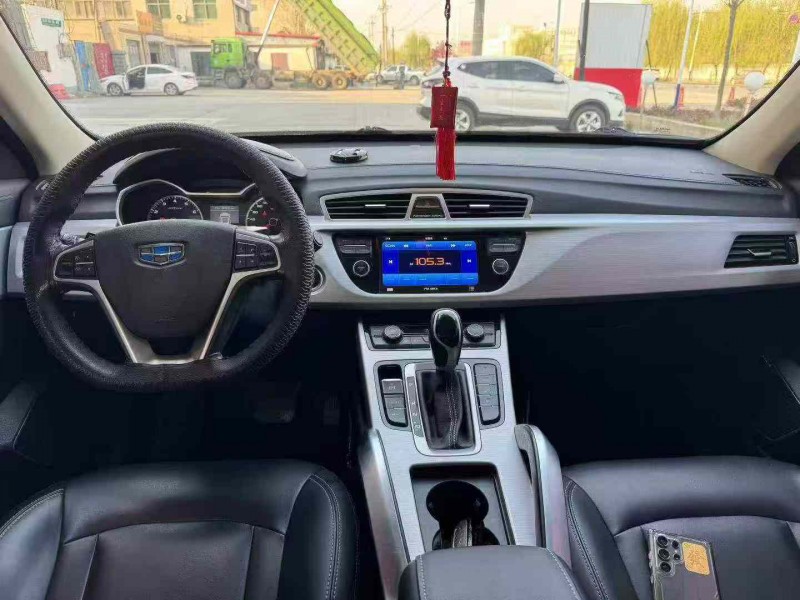 保定17年吉利博越5