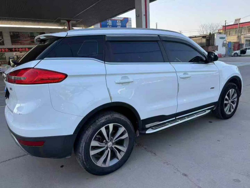 保定17年吉利博越8