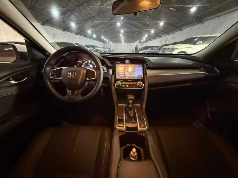 保定17年本田思域4