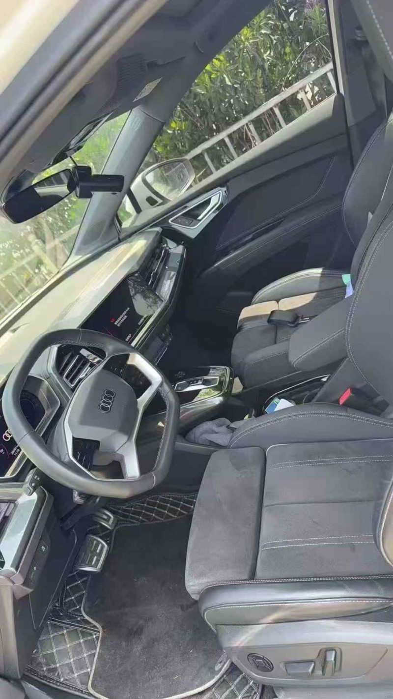 绍兴24年奥迪Q45