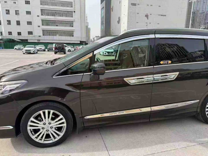 保定19年本田艾力绅2