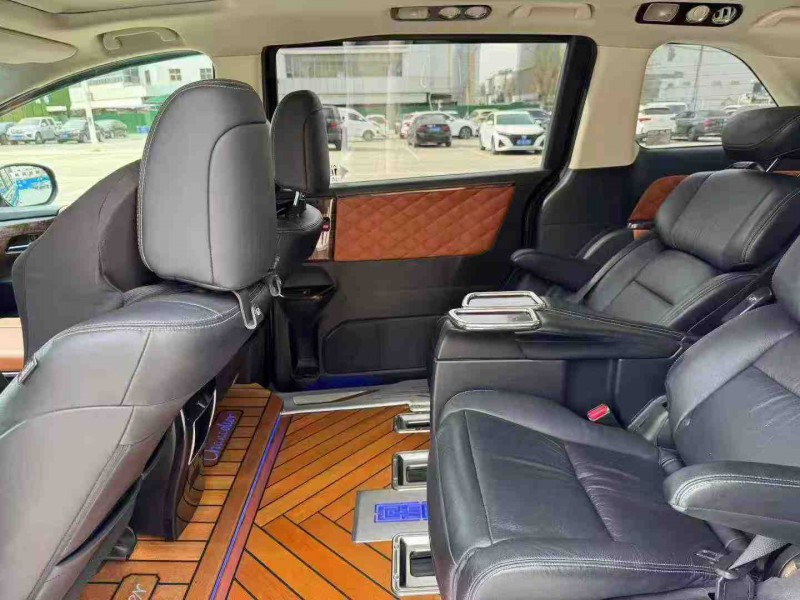 保定19年本田艾力绅5