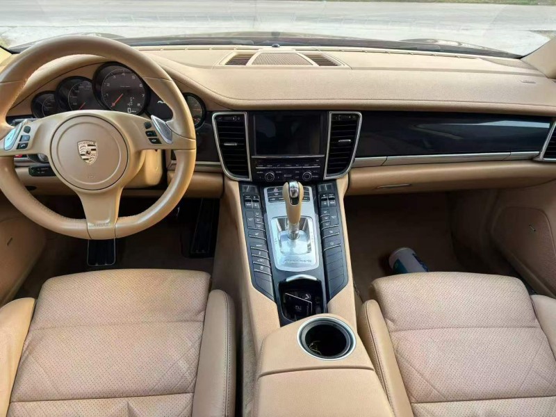 徐州16年保时捷帕拉梅拉5