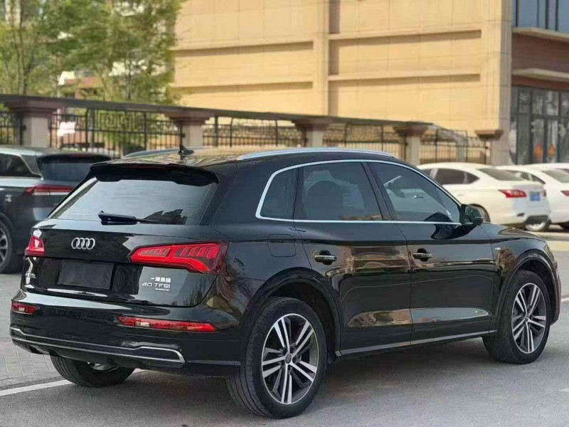 潍坊20年奥迪Q58