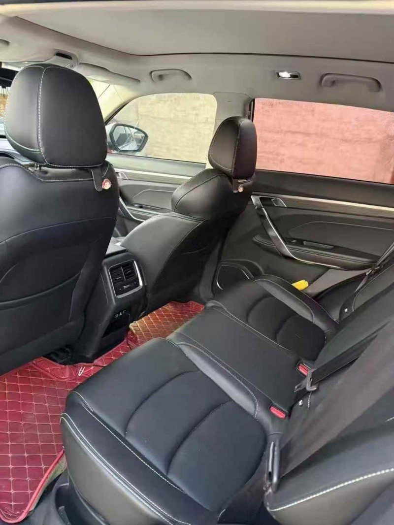 呼伦贝尔20年吉利博越5