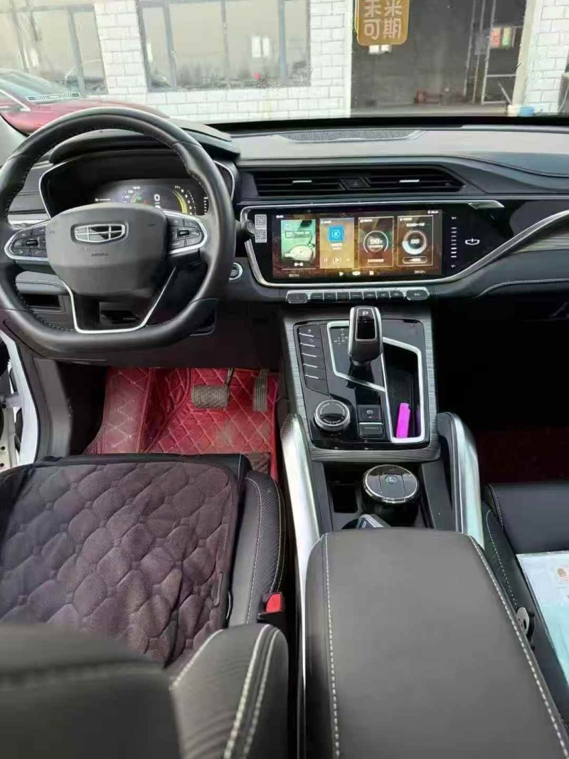 呼伦贝尔20年吉利博越6