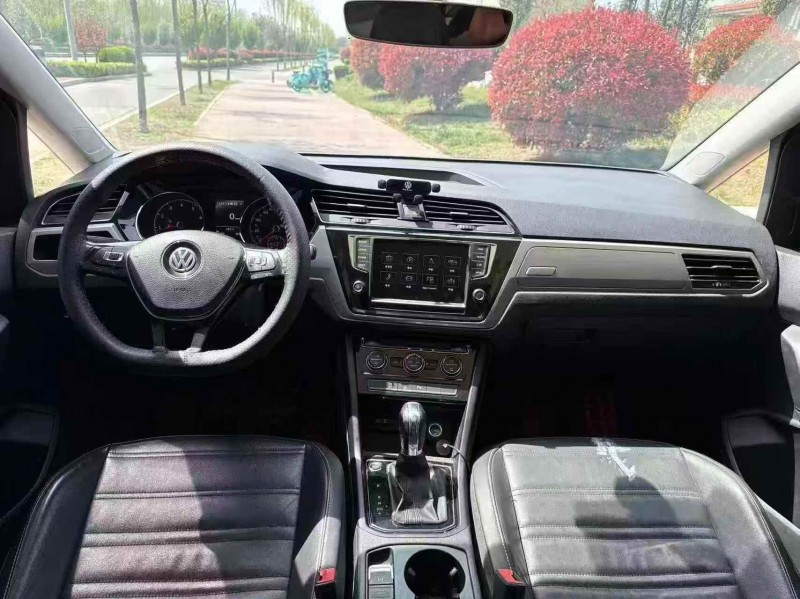 枣庄19年大众途安6