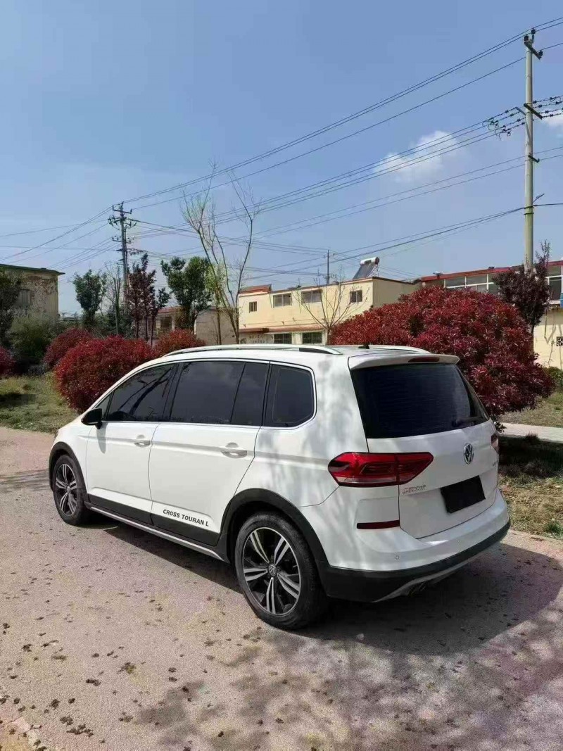 枣庄19年大众途安7