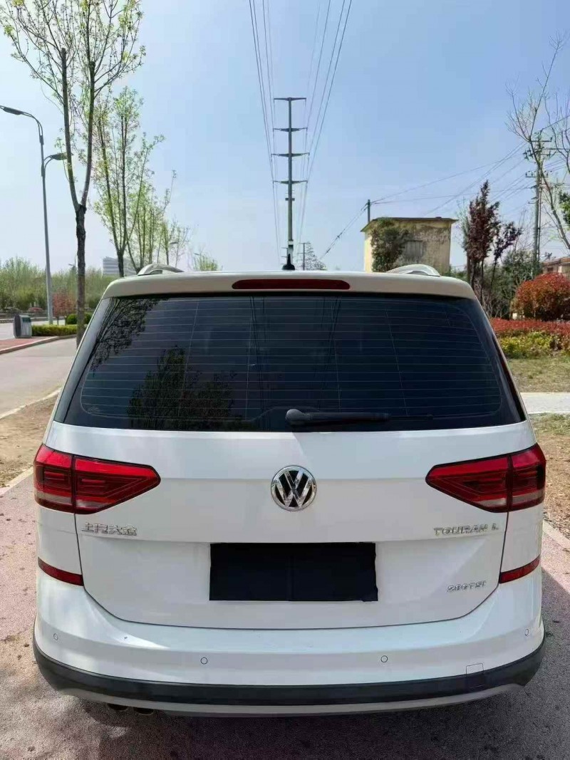 枣庄19年大众途安8