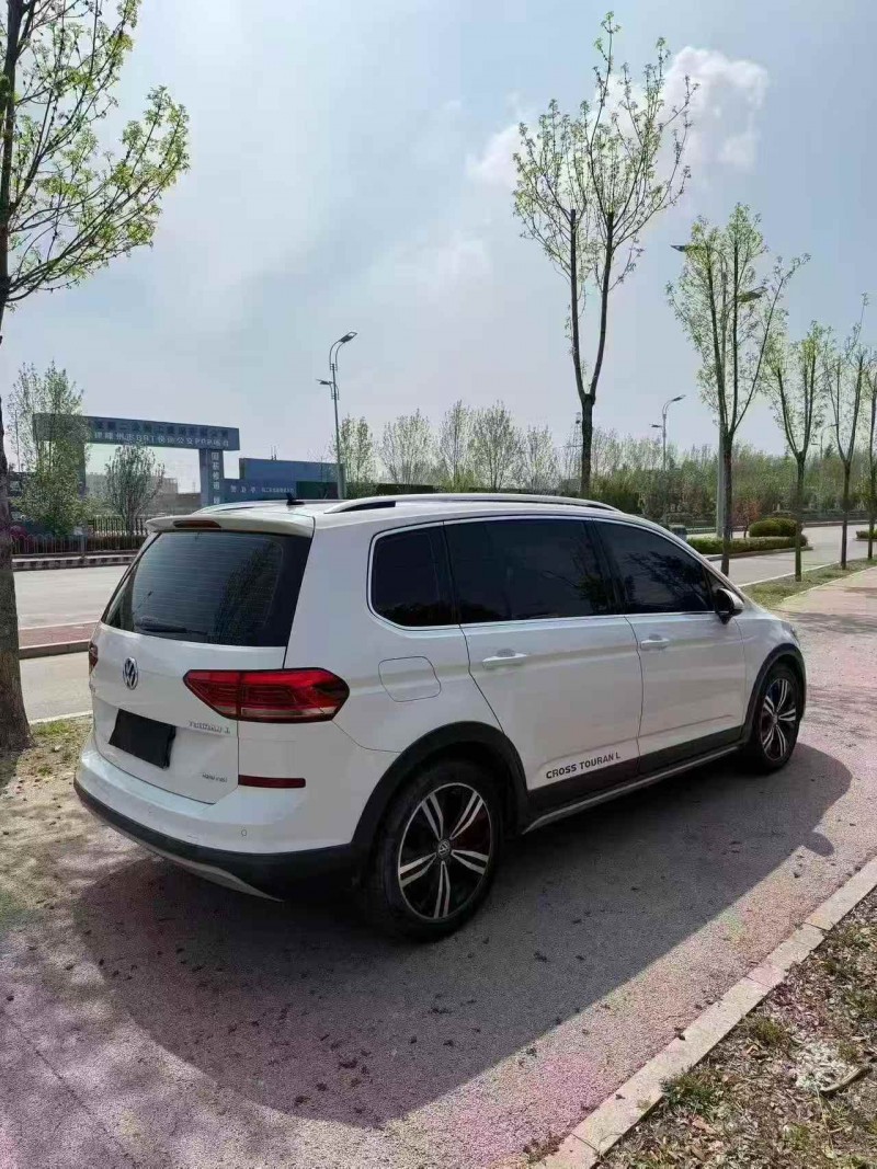 枣庄19年大众途安9