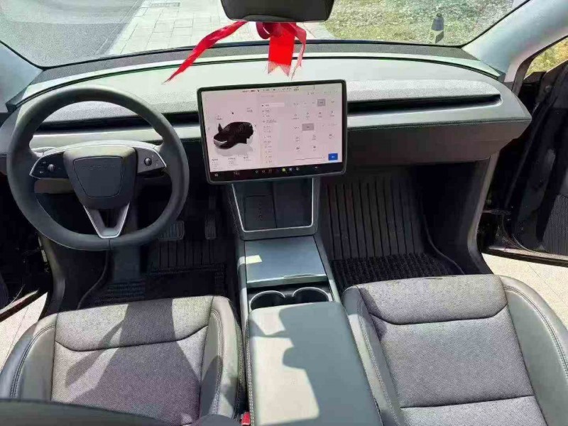 绍兴25年特斯拉MODEL Y5