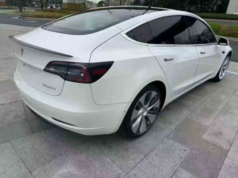 湖州20年特斯拉MODEL 39