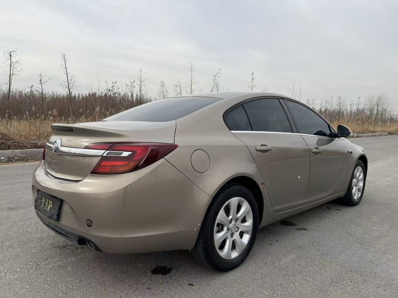 盐城17年别克君威8