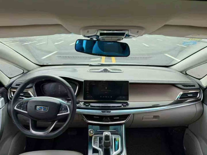 邵阳19年吉利嘉际5