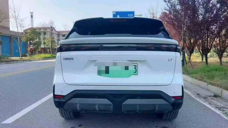 张家界24年吉利银河7