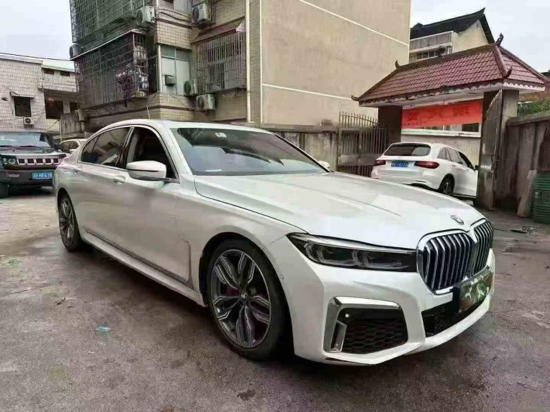 张家界17年宝马7系2