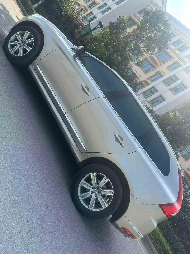 德阳16年沃尔沃XC608