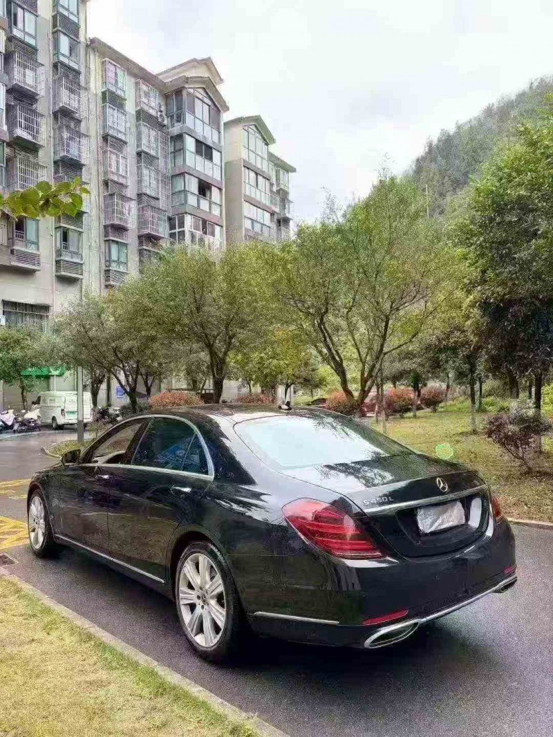 重庆19年奔驰S8