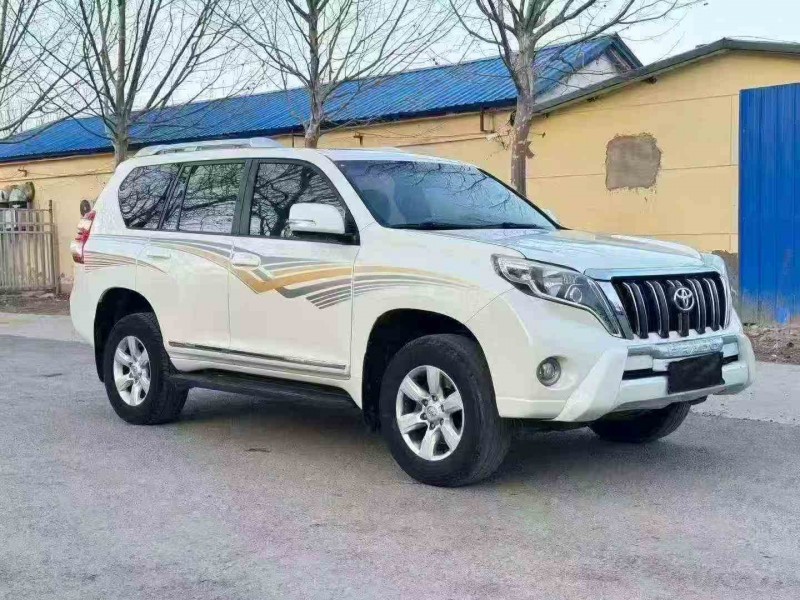 承德17年丰田普拉多3