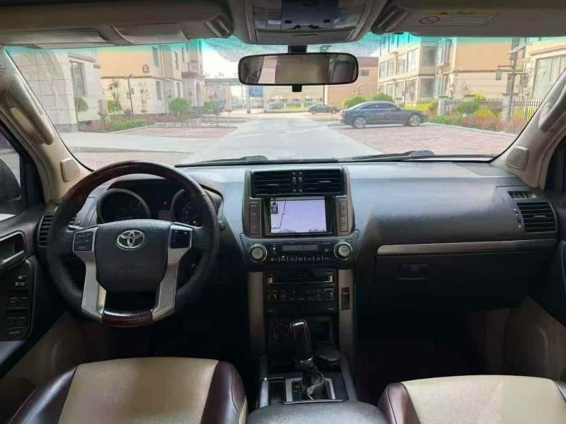 焦作12年丰田普拉多6